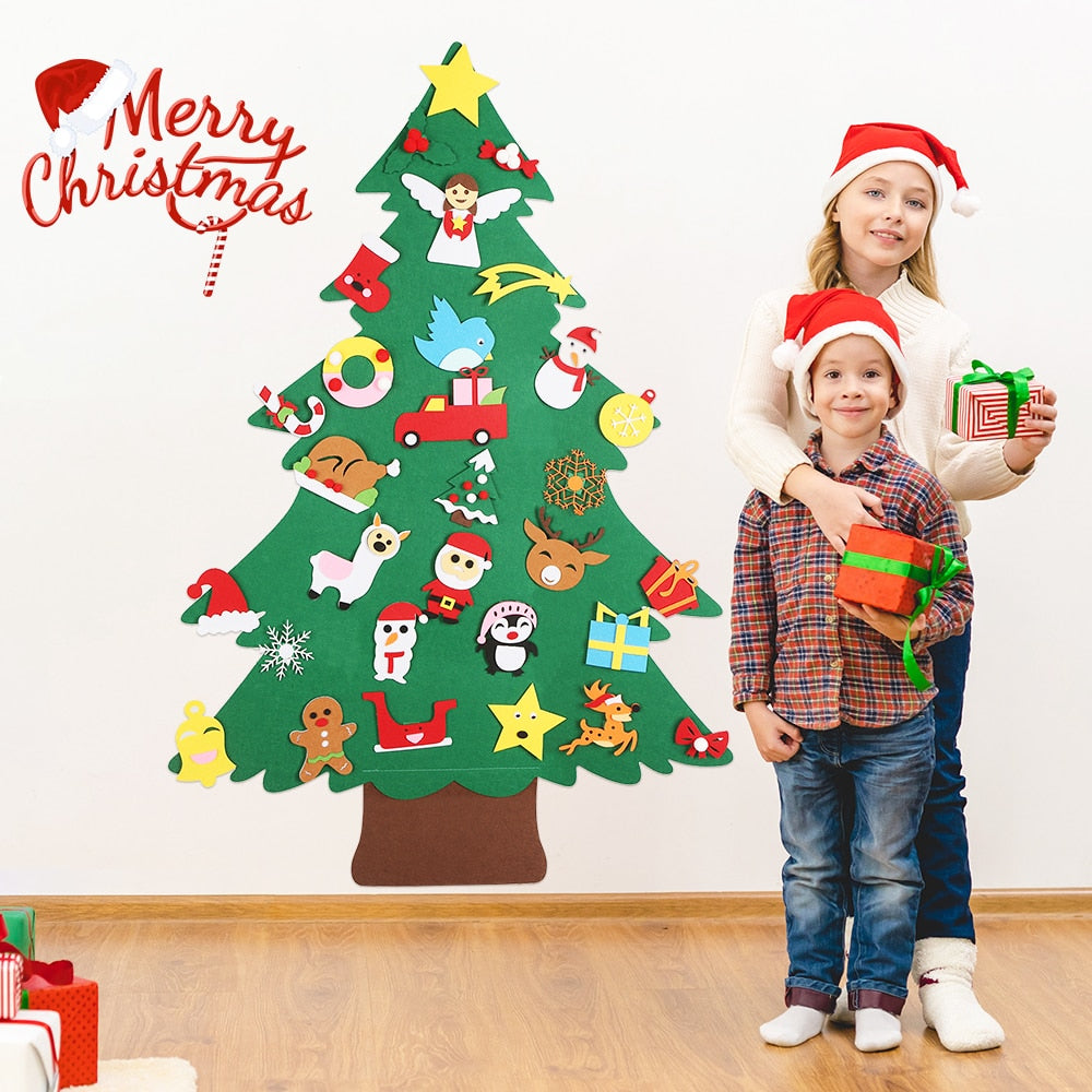 Felt Christmas Tree with 32 pieces